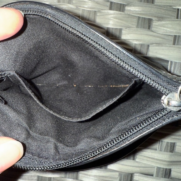 Coach Black Signature Jacquard Wristlet - Picture 11 of 11